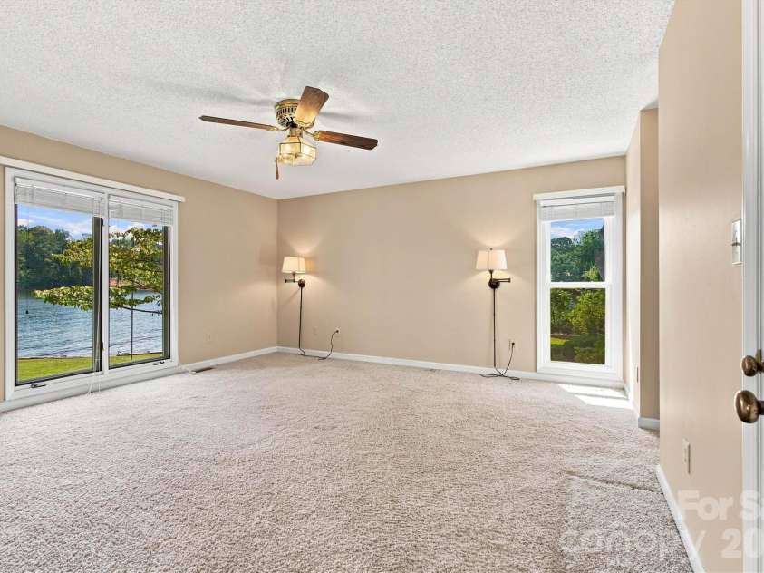 9109 Clement Circle, Terrell, NC 28682.  MLS# CAR4416816, YatesRealty ID 47025. 