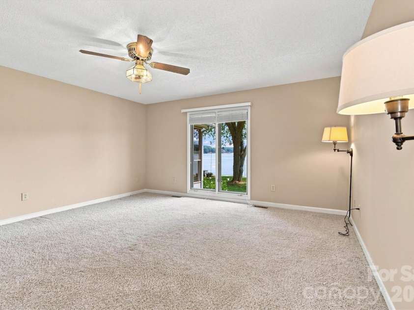 9109 Clement Circle, Terrell, NC 28682.  MLS# CAR4416816, YatesRealty ID 47025. 