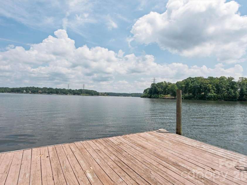 9109 Clement Circle, Terrell, NC 28682.  MLS# CAR4416816, YatesRealty ID 47025. 