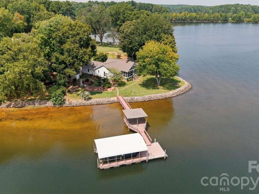 9109 Clement Circle, Terrell, NC 28682.  MLS# CAR4416816, YatesRealty ID 47025. 