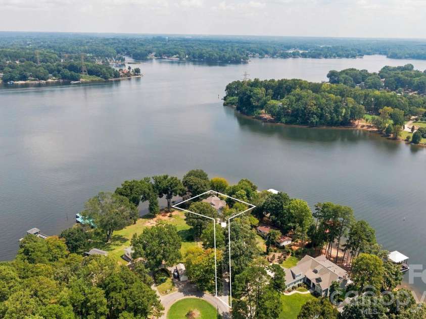 9109 Clement Circle, Terrell, NC 28682.  MLS# CAR4416816, YatesRealty ID 47025. 