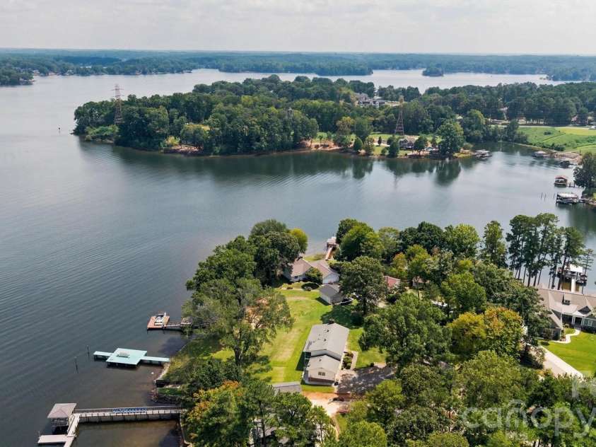 9109 Clement Circle, Terrell, NC 28682.  MLS# CAR4416816, YatesRealty ID 47025. 
