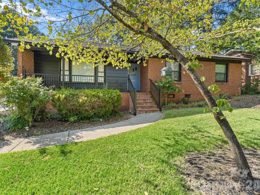4200 Murrayhill Road, Charlotte, NC 28209.  MLS# CAR4417511, YatesRealty ID 47026. 
