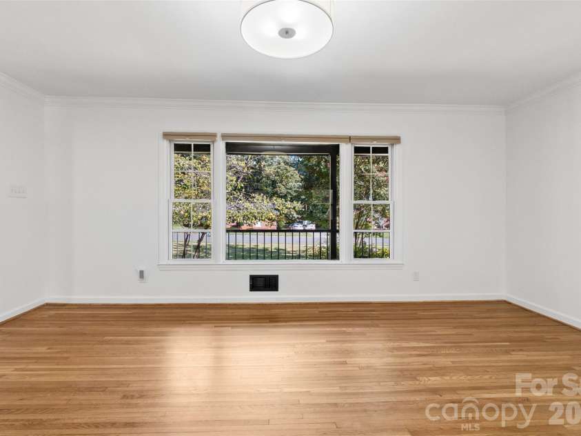 4200 Murrayhill Road, Charlotte, NC 28209.  MLS# CAR4417511, YatesRealty ID 47026. 