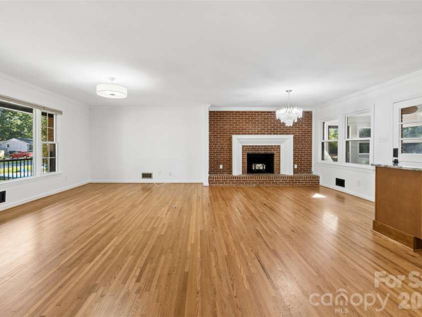 4200 Murrayhill Road, Charlotte, NC 28209.  MLS# CAR4417511, YatesRealty ID 47026. Den