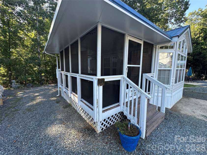 114 Walnut Circle, New London, NC 28127.  MLS# CAR4418170, YatesRealty ID 47028. 