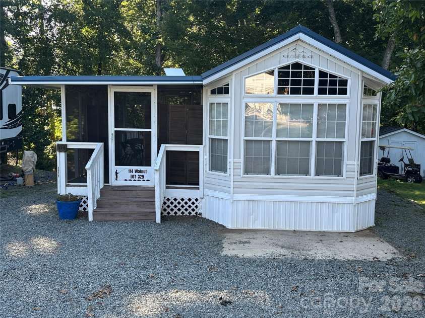 114 Walnut Circle, New London, NC 28127.  MLS# CAR4418170, YatesRealty ID 47028. 