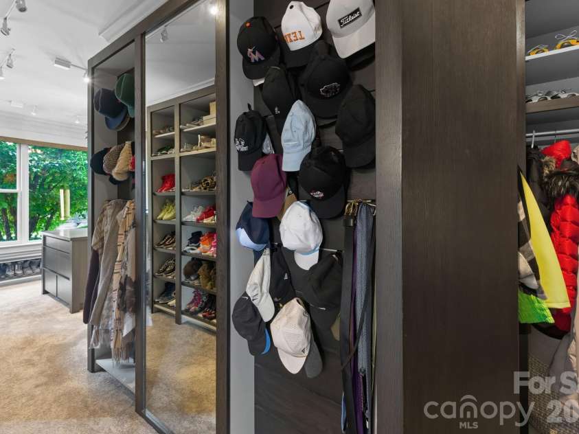 31 Bradford Vistas Drive, Fletcher, NC 28732.  MLS# CAR4303470, YatesRealty ID 4703. A home for all your special fashion pieces 
