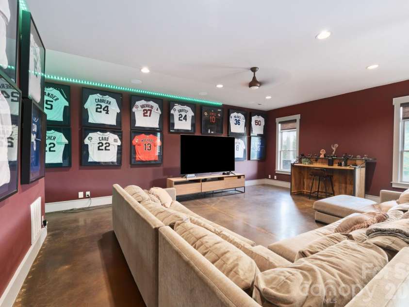 31 Bradford Vistas Drive, Fletcher, NC 28732.  MLS# CAR4303470, YatesRealty ID 4703. Ready for game night, entertaining, or inlaw suite