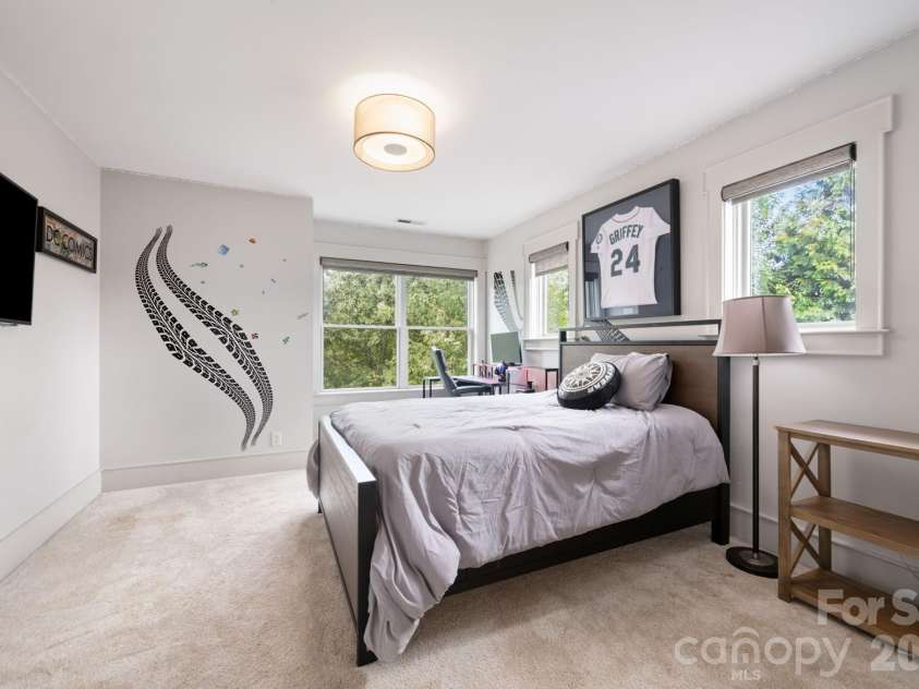 31 Bradford Vistas Drive, Fletcher, NC 28732.  MLS# CAR4303470, YatesRealty ID 4703. Upper level bedroom