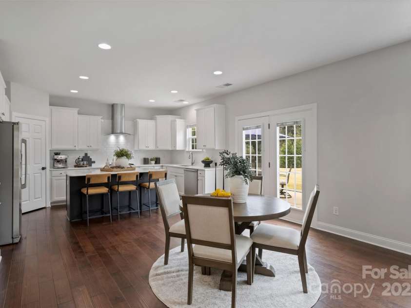 8011 Caliterra Drive, Charlotte, NC 28227.  MLS# CAR4241034, YatesRealty ID 4703. 