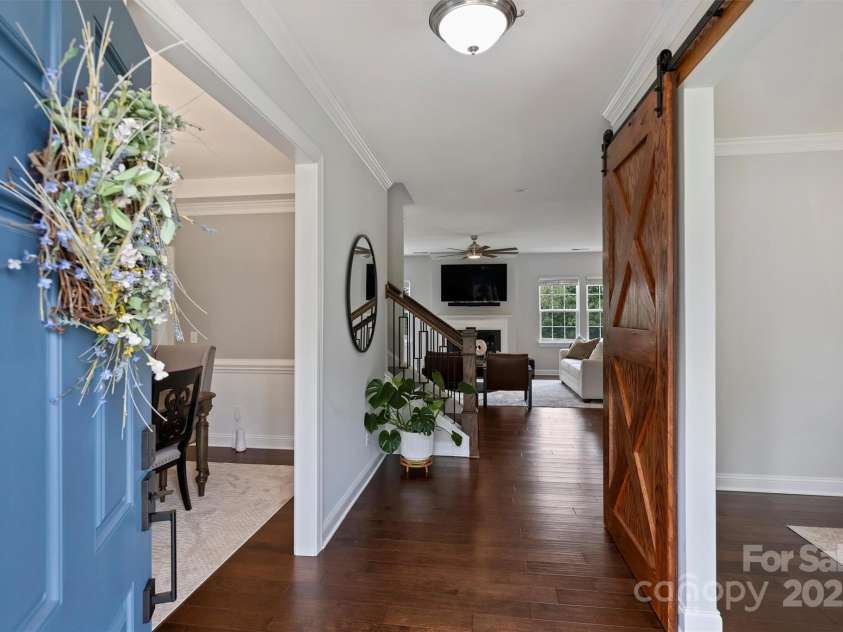 8011 Caliterra Drive, Charlotte, NC 28227.  MLS# CAR4241034, YatesRealty ID 4703. Front door view inside