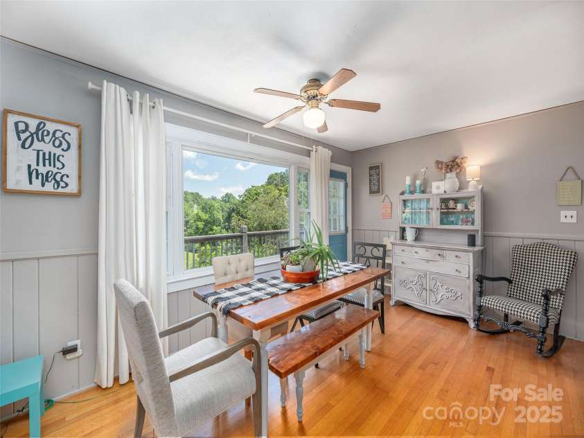 91 Star Ridge Road, Canton, NC 28716.  MLS# CAR4300385, YatesRealty ID 4703. 