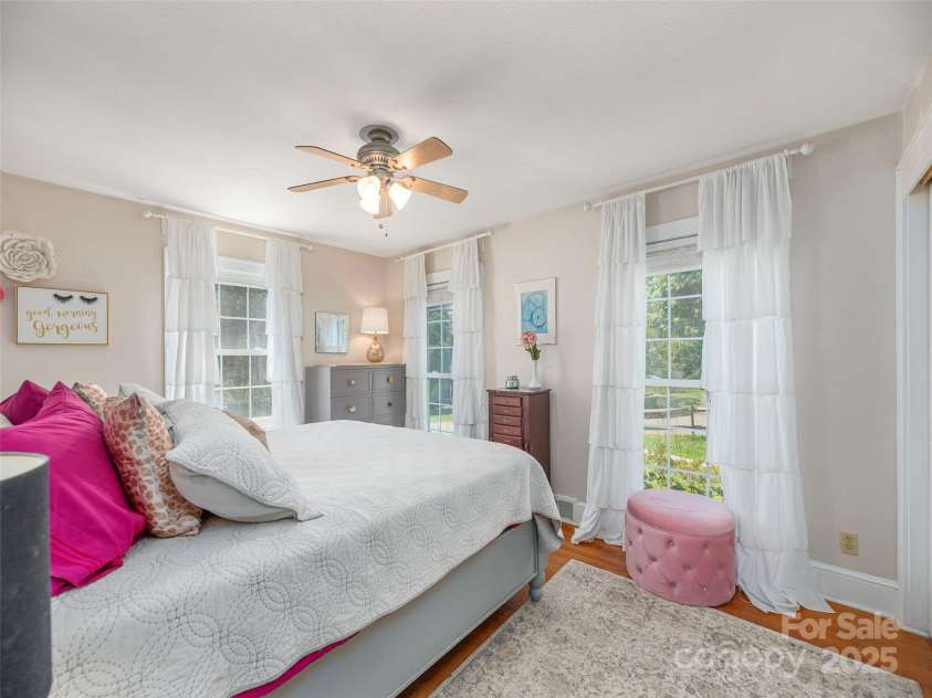 91 Star Ridge Road, Canton, NC 28716.  MLS# CAR4300385, YatesRealty ID 4703. 