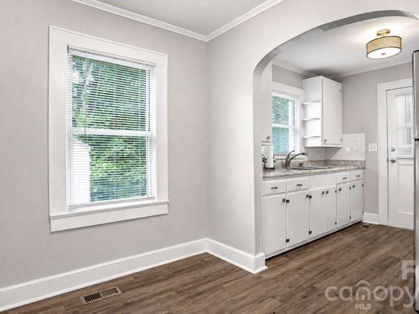 1476 Hickory Avenue, Albemarle, NC 28001.  MLS# CAR4416503, YatesRealty ID 47030. 
