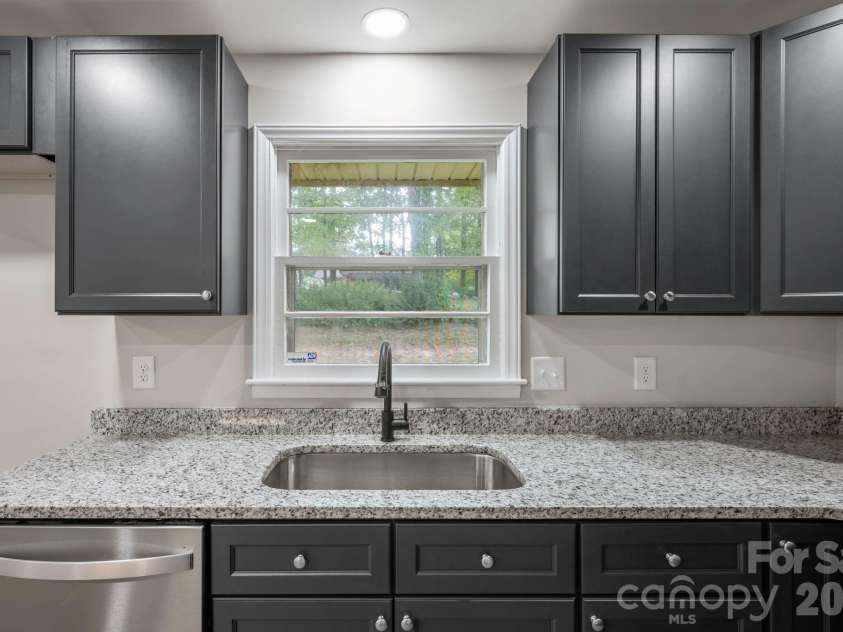 901 10th Street, Bessemer City, NC 28016.  MLS# CAR4418802, YatesRealty ID 47032. 