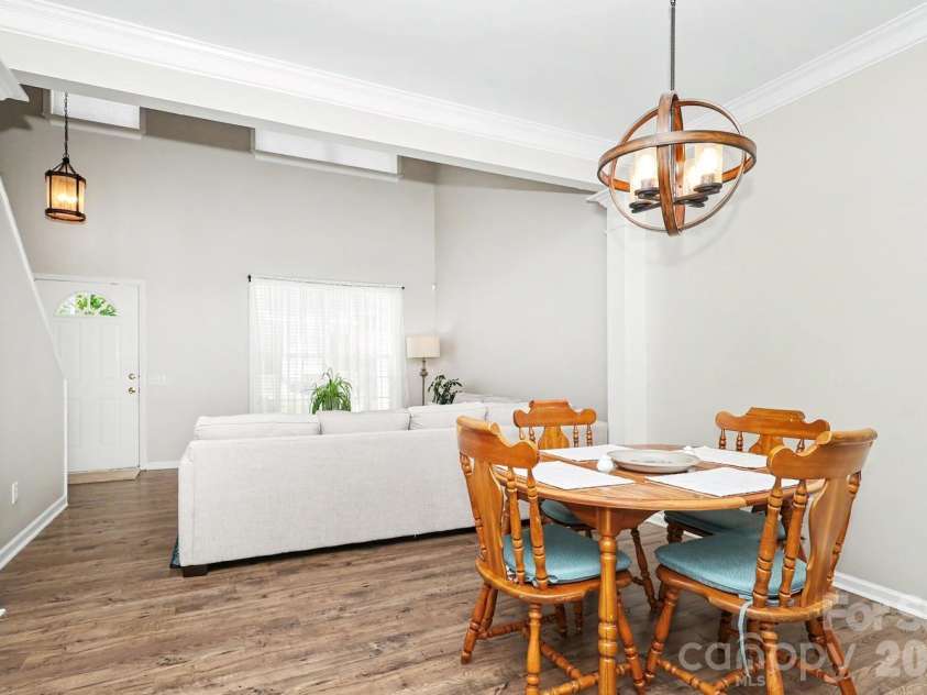 6614 Beverly Springs Drive, Charlotte, NC 28270.  MLS# CAR4418145, YatesRealty ID 47033. Dining area