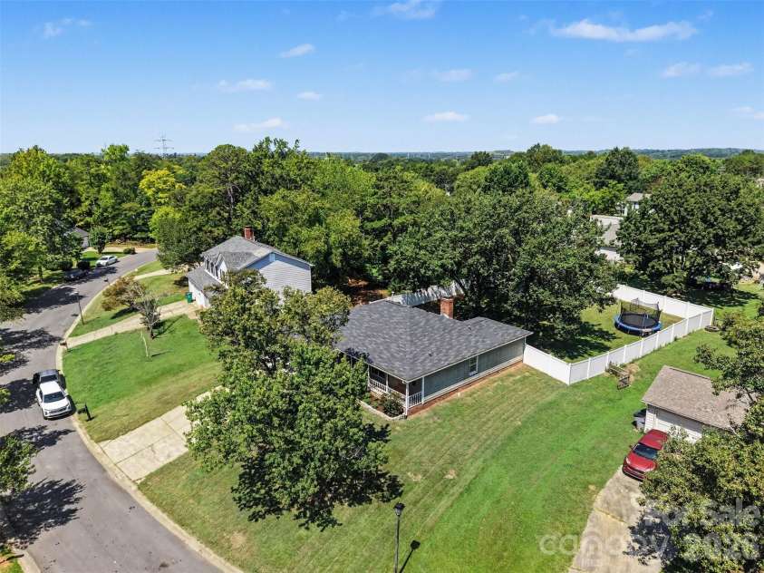 11525 Waterflower Lane, Charlotte, NC 28262.  MLS# CAR4417729, YatesRealty ID 47034. 