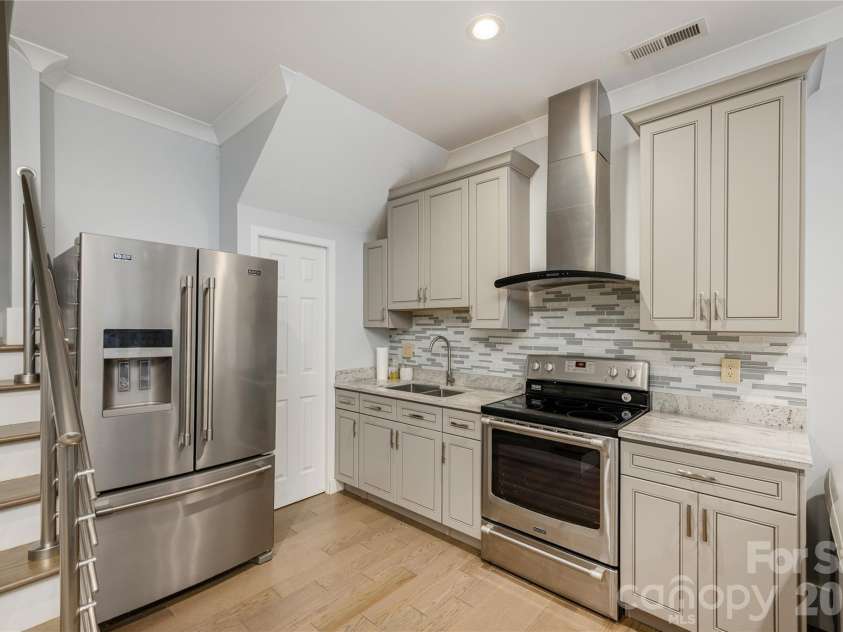 38 Cane Brook Drive, Leicester, NC 28748.  MLS# CAR4414909, YatesRealty ID 47036. 