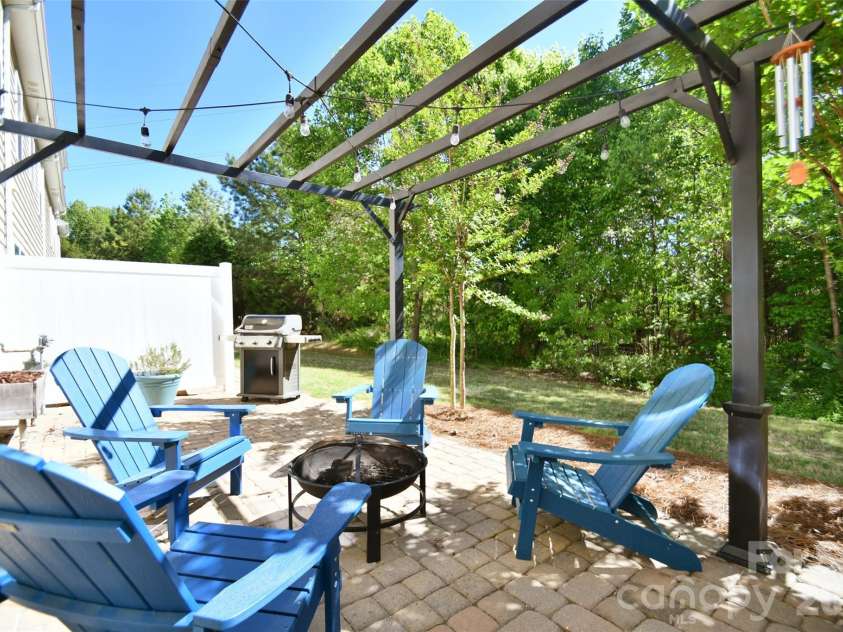 104 Burlingame Court, Mooresville, NC 28117.  MLS# CAR4358056, YatesRealty ID 4704. 
