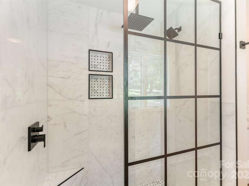 141 Sunrise Point, New London, NC 28127.  MLS# CAR4284925, YatesRealty ID 4704. 