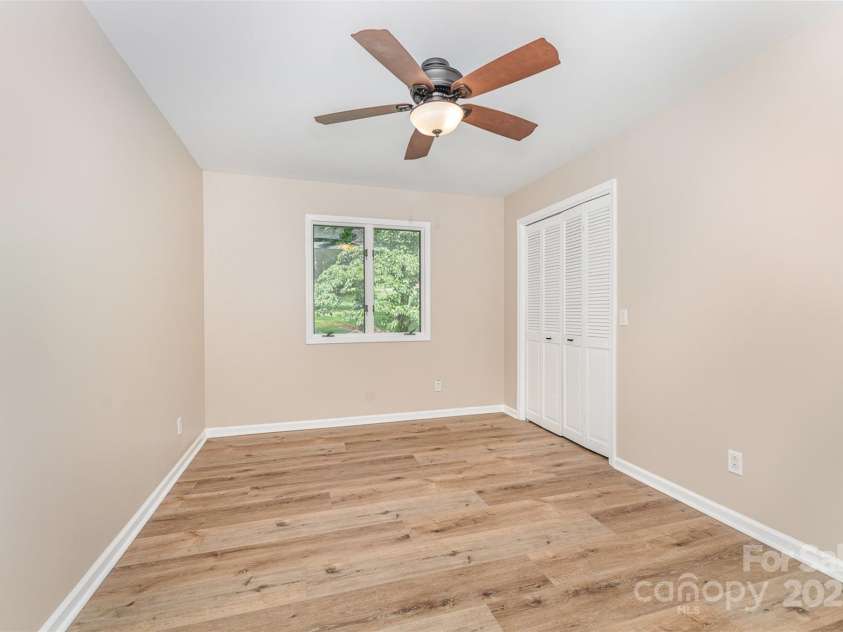 141 Sunrise Point, New London, NC 28127.  MLS# CAR4284925, YatesRealty ID 4704. 