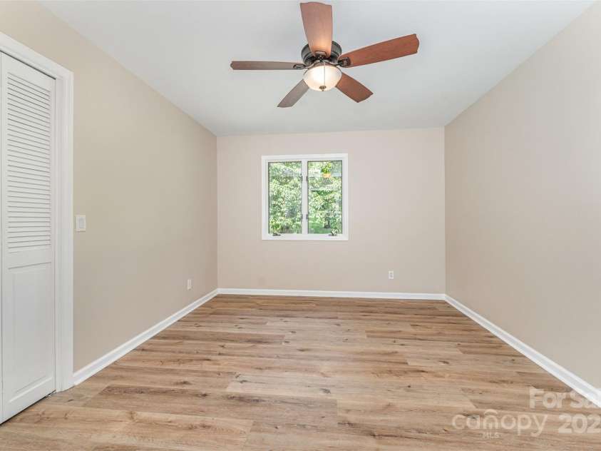 141 Sunrise Point, New London, NC 28127.  MLS# CAR4284925, YatesRealty ID 4704. 