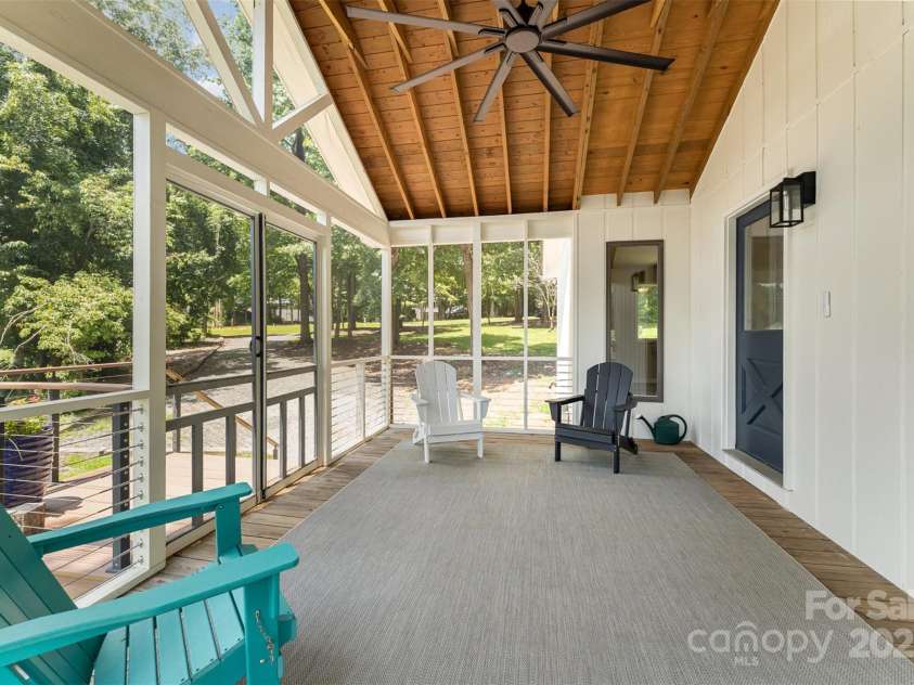 141 Sunrise Point, New London, NC 28127.  MLS# CAR4284925, YatesRealty ID 4704. 