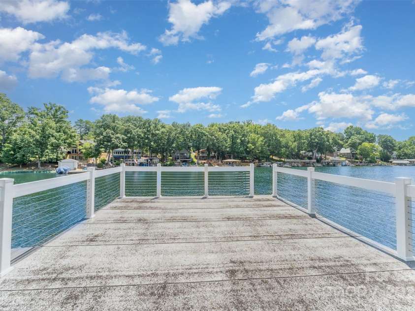 141 Sunrise Point, New London, NC 28127.  MLS# CAR4284925, YatesRealty ID 4704. 