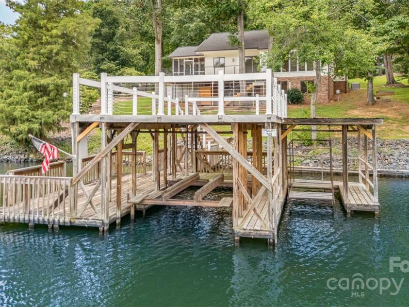 141 Sunrise Point, New London, NC 28127.  MLS# CAR4284925, YatesRealty ID 4704. 