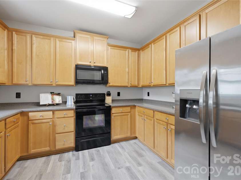 5836 Pisgah Way, Charlotte, NC 28217.  MLS# CAR4417539, YatesRealty ID 47041. 