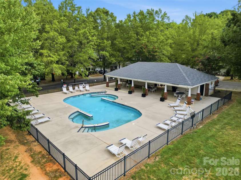 5836 Pisgah Way, Charlotte, NC 28217.  MLS# CAR4417539, YatesRealty ID 47041. 