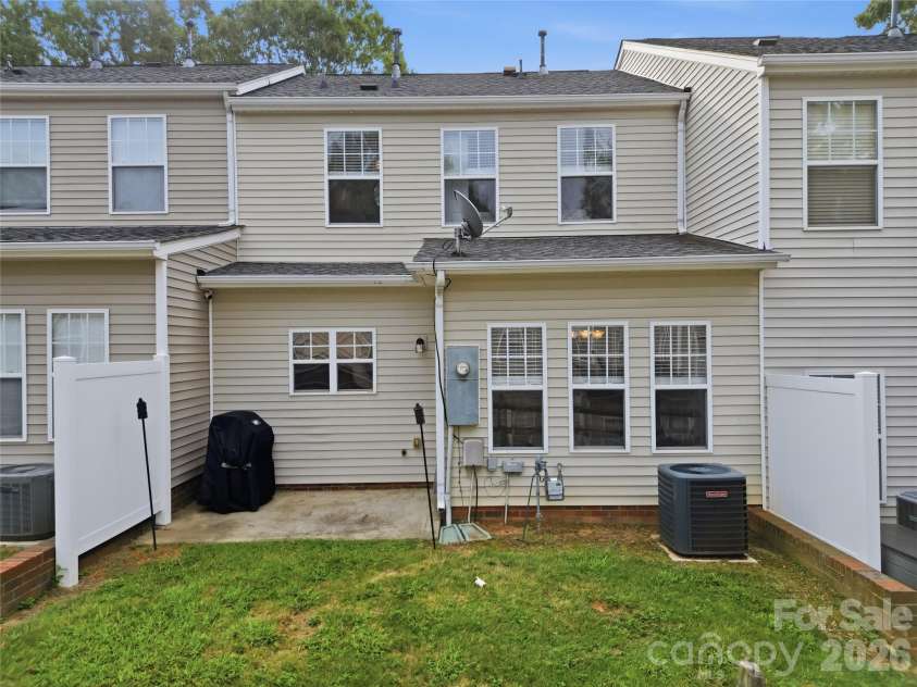 5836 Pisgah Way, Charlotte, NC 28217.  MLS# CAR4417539, YatesRealty ID 47041. 