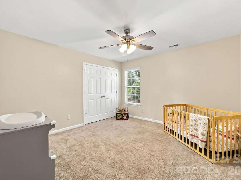 9709 Nannyberry Lane, Charlotte, NC 28273.  MLS# CAR4417442, YatesRealty ID 47042. 