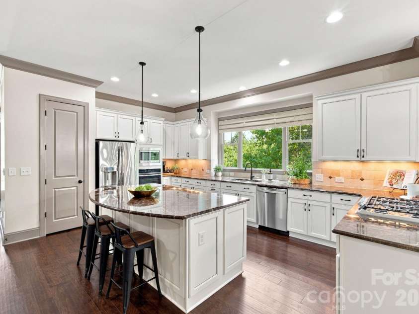 2111 Tatton Hall Road, Fort Mill, SC 29715.  MLS# CAR4417634, YatesRealty ID 47043. 