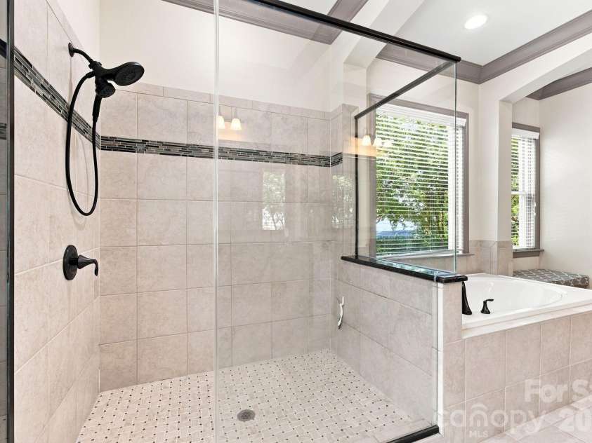 2111 Tatton Hall Road, Fort Mill, SC 29715.  MLS# CAR4417634, YatesRealty ID 47043. 
