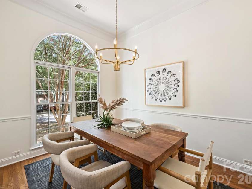 1912 Dearmon Drive, Charlotte, NC 28205.  MLS# CAR4417600, YatesRealty ID 47044. 