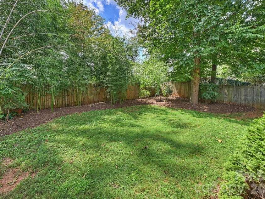 1912 Dearmon Drive, Charlotte, NC 28205.  MLS# CAR4417600, YatesRealty ID 47044. 
