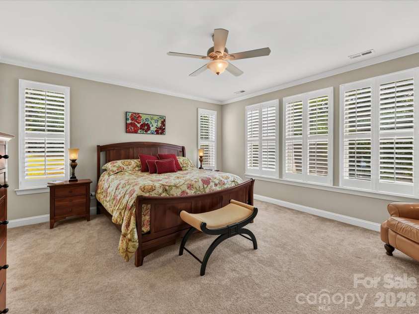 12323 Cherrybark Lane, Charlotte, NC 28278.  MLS# CAR4417567, YatesRealty ID 47045. 