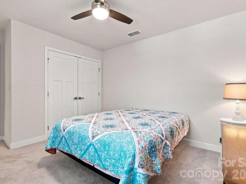 720 Hazel Way, Denver, NC 28037.  MLS# CAR4417545, YatesRealty ID 47046. 3rd ben on upper level.
