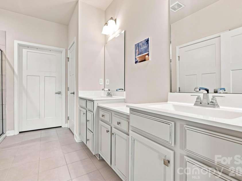 720 Hazel Way, Denver, NC 28037.  MLS# CAR4417545, YatesRealty ID 47046. 