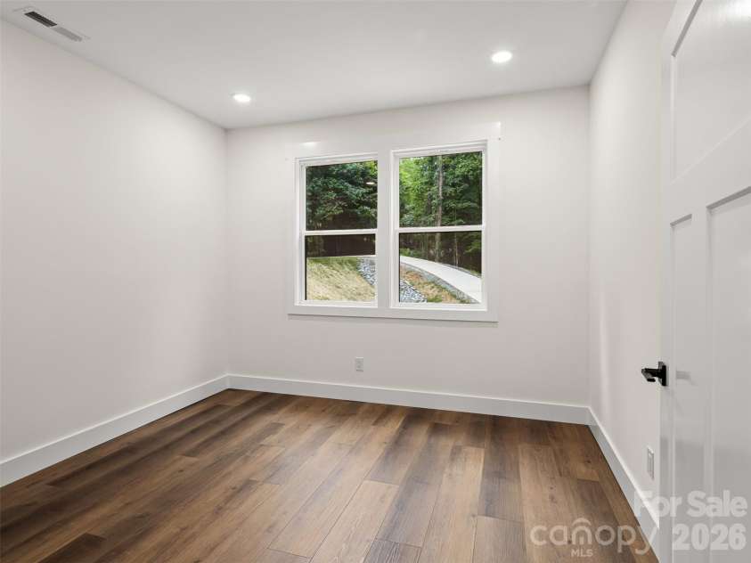 129 Quiet Woods Drive, Leicester, NC 28748.  MLS# CAR4417531, YatesRealty ID 47047. 