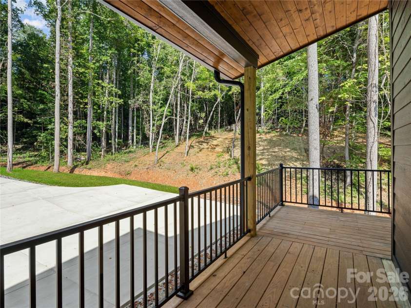 129 Quiet Woods Drive, Leicester, NC 28748.  MLS# CAR4417531, YatesRealty ID 47047. Virtually enhanced grass