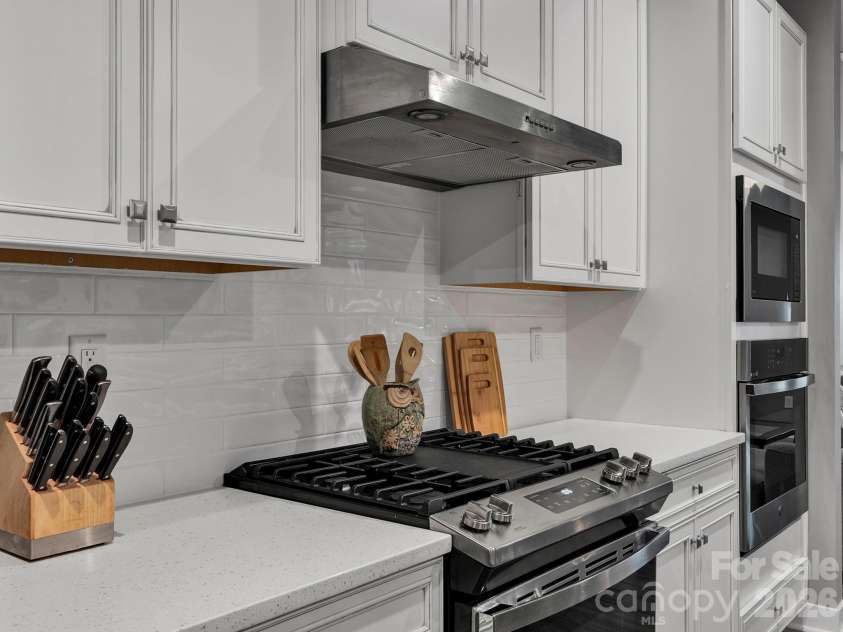 1531 Dennis Austin Lane, Indian Trail, NC 28079.  MLS# CAR4417560, YatesRealty ID 47049. 