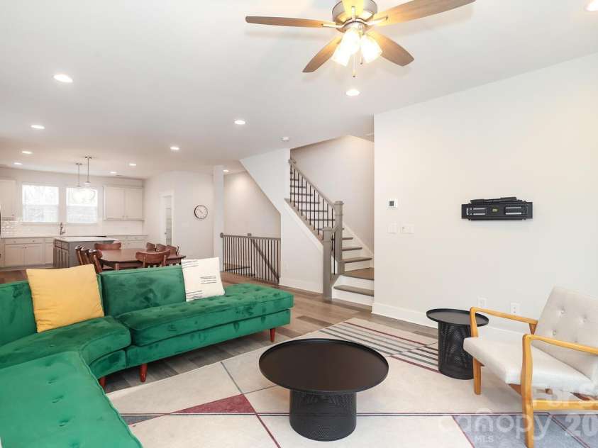 2245 Electric Lane, Charlotte, NC 28205.  MLS# CAR4340040, YatesRealty ID 4705. 