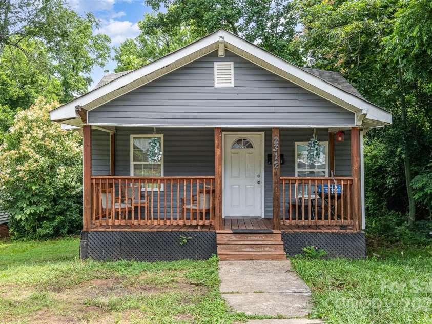 2312 Tate Street, Charlotte, NC 28216.  MLS# CAR4271729, YatesRealty ID 4705. 
