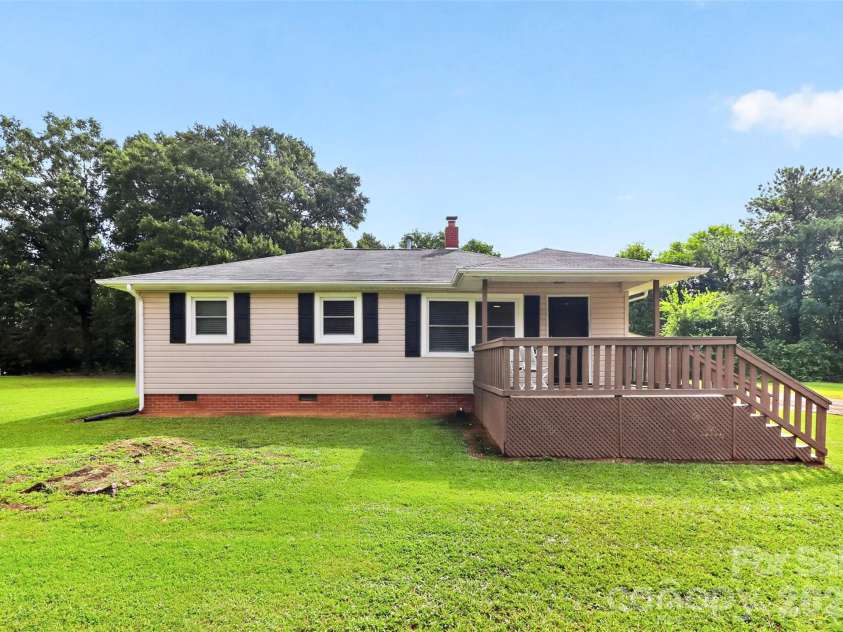 4320 Country Pride Lane, Rock Hill, SC 29730.  MLS# CAR4418161, YatesRealty ID 47050. Welcome home