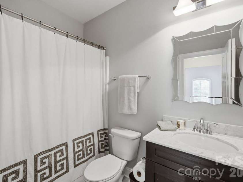 13528 Castleford Drive, Charlotte, NC 28227.  MLS# CAR4416370, YatesRealty ID 47051. 
