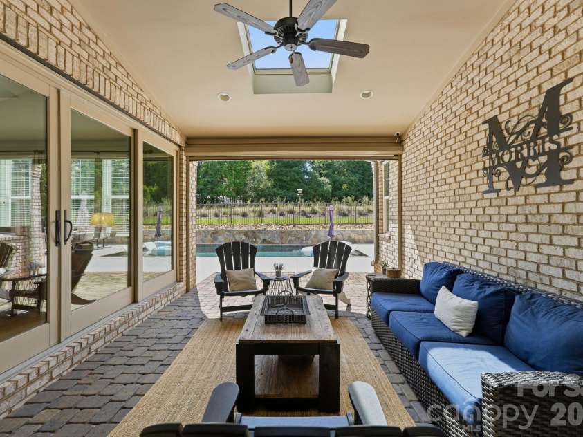 13528 Castleford Drive, Charlotte, NC 28227.  MLS# CAR4416370, YatesRealty ID 47051. 