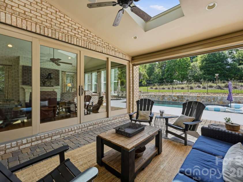 13528 Castleford Drive, Charlotte, NC 28227.  MLS# CAR4416370, YatesRealty ID 47051. 